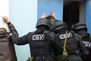 У зоні АТО піймали двох “стукачів”, які працювали на бандитів “ДНР” та “ЛНР”
