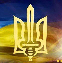 У “столиці” бандитської “ЛНР” викинули ганчірку російських “казаков” і встановили державний прапор України