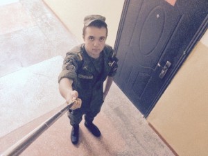 “Чєм больше в арміі РФ дубов – тєм крєпчє оборона… Украіни”. Російський солдат “здав” підрозділ окупантів