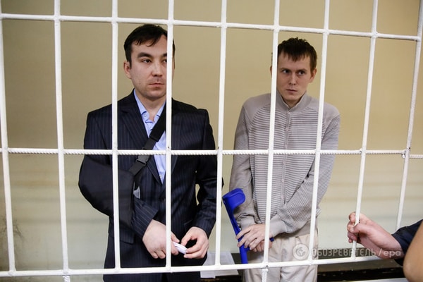 З подачі бійця “Айдару” суд відмовився визнати пійманих російських ГРУшників військовополоненими