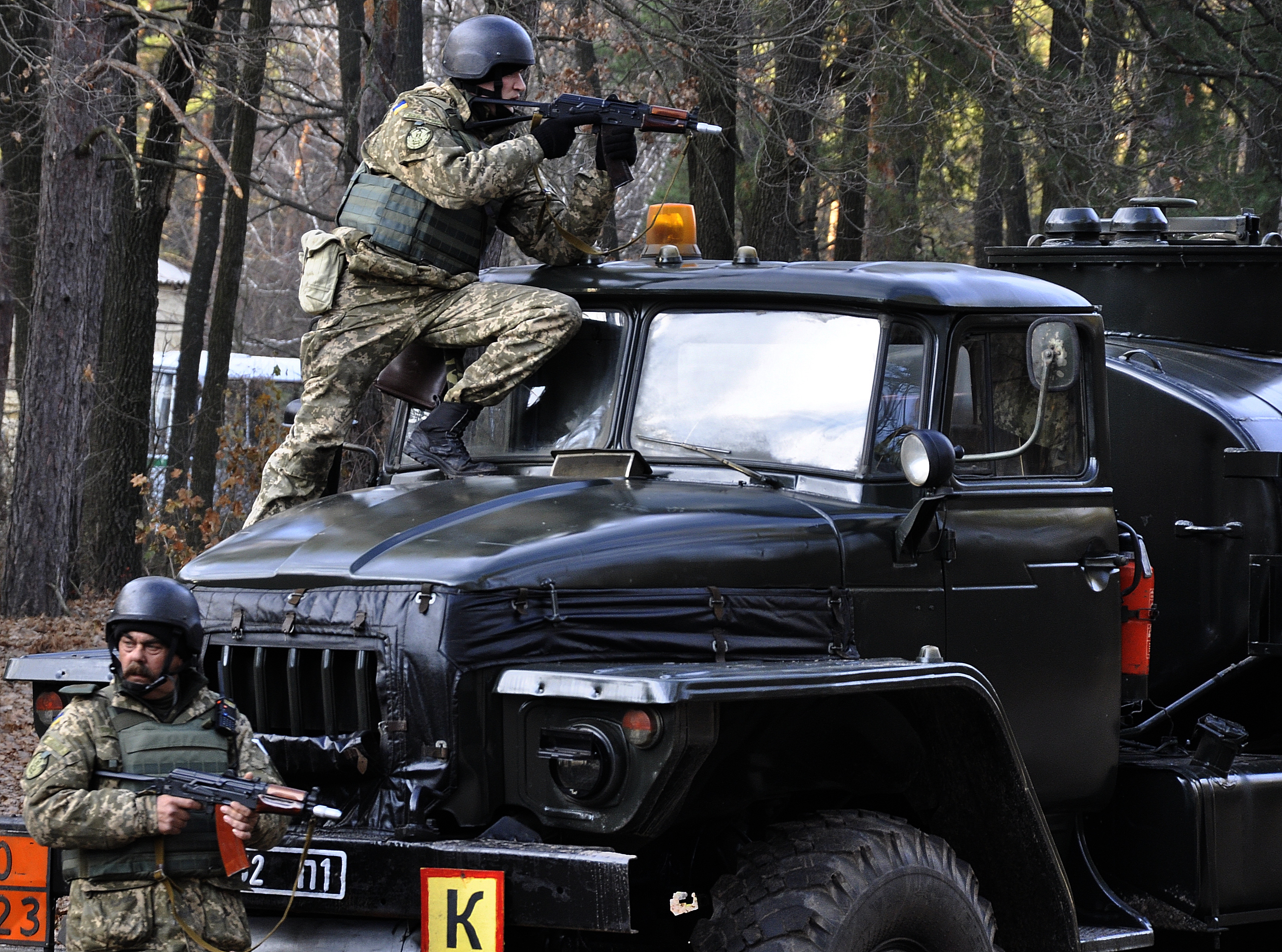 У Черкасах автопідрозділи ЗСУ тренувалися робити швидке і масове “перекидання” військ