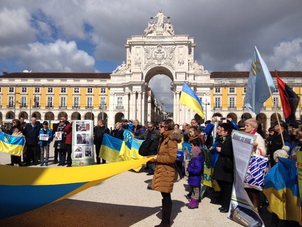 У країнах ЄС пройшли мітинги протесту проти російської агресії в Україні