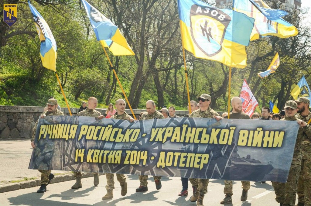 У Черкасах пройшла хода на честь Героїв, загиблих у боях на сході України