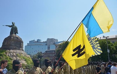 “Азов” готує марш у Києві проти “розповзання сепаратистської гангрени”