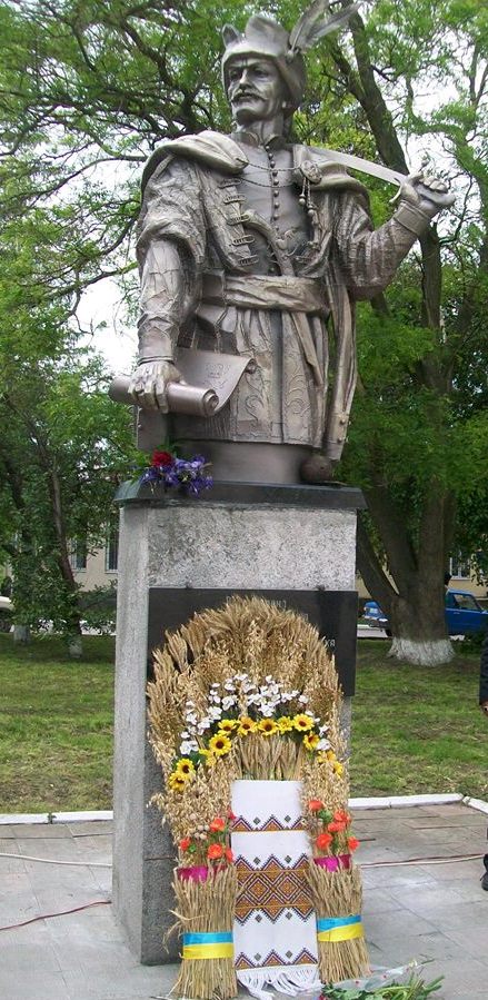 У Лисянці на Черкащині відкрили пам’ятник батькові Гетьмана Богдана Хмельницького