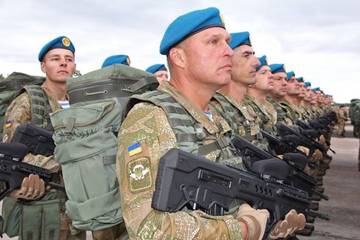 На міжнародних тактичних навчаннях  Flaming Thunder-2016 у Литві українські десантники ділилися досвідом, як бити спільного ворога