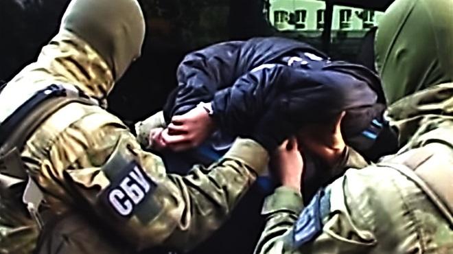 СБУ піймала на Луганщині трьох шпигунів “ЛНР”