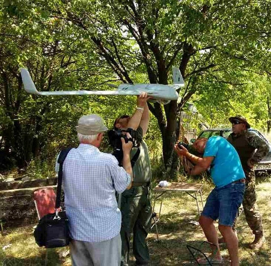 Черкаські волонтери відправляють на фронт безпілотник “Маргарита” і збирають кошти на проект “Тарас”