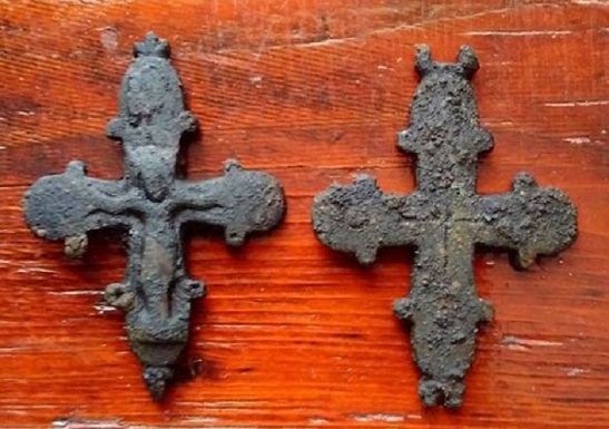 У підлозі храму на Львівщині знайшли 900-річну реліквію
