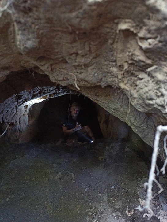 У Холодному Яру знайдено таємничу печеру…