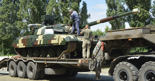 У бойові частини ЗСУ вирушила чергова партія модернізованих танків “Булат”