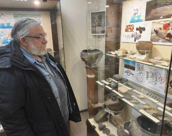 Нові експонати Черкаського археологічного музею налаштовують на казковий новорічний лад