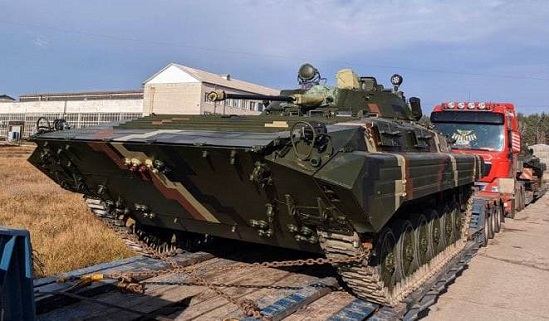 Бронетанкові заводи Львова і Житомира відправляють у війська чергові партії модернізованих танків і БМП