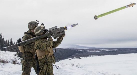 Латвія, Литва і Естонія передадуть Україні протиповітряні комплекси Stinger та протитанкові Javelin