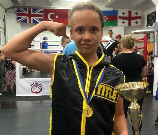 13-річна українка приголомшила світ боксу надпотужним тренуванням