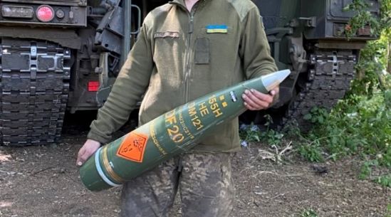 Українські війська матимуть вдосталь великокаліберних снарядів, щоб скинути їх на голови ворога: “Укроборонпром” налагодив виробництво
