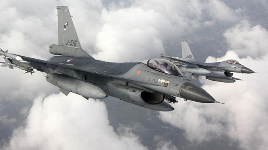 Нідерланди готові обговорити питання постачання Україні винищувачів F-16