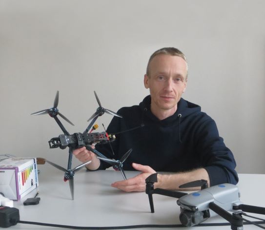 Черкаська школа пілотування FPV-дронів представлена на національному рівні