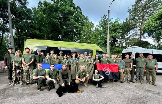 У День Конституції 104-а ротація медиків-добровольців ПДМШ вирушила на Донецький напрямок фронту